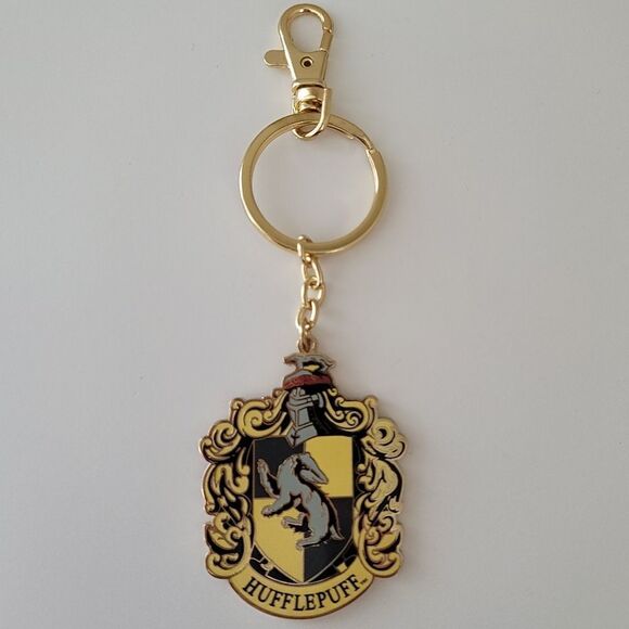 Harry Potter Hufflepuff Key Chain #0071 - Picture 3 of 8